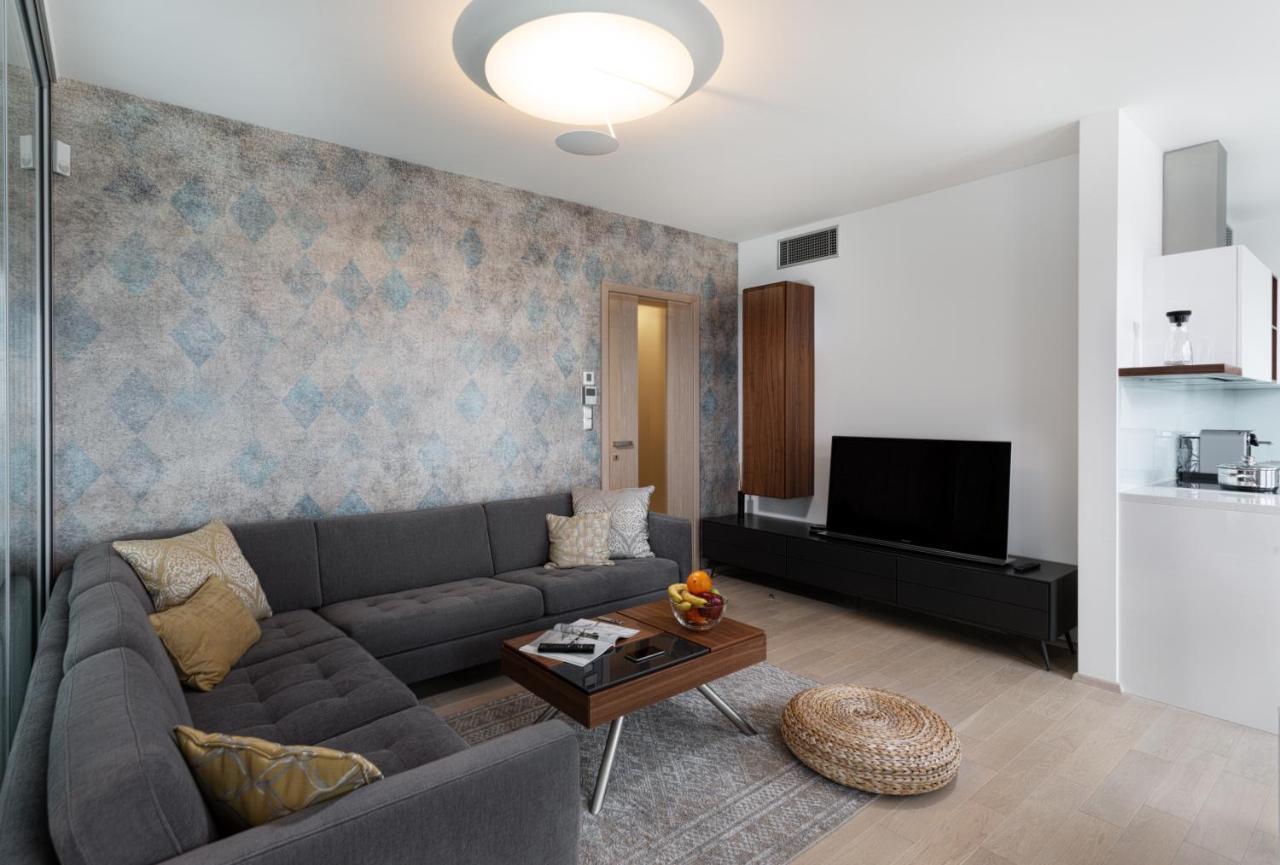 Prague Days - Luxurious Apartments In Trendy Zizkov Exterior photo